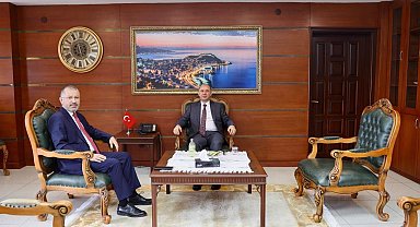 KBÜ Rektörü Kırışık, Ordu ve Giresun'da kurumsal ziyaretler gerçekleştirdi