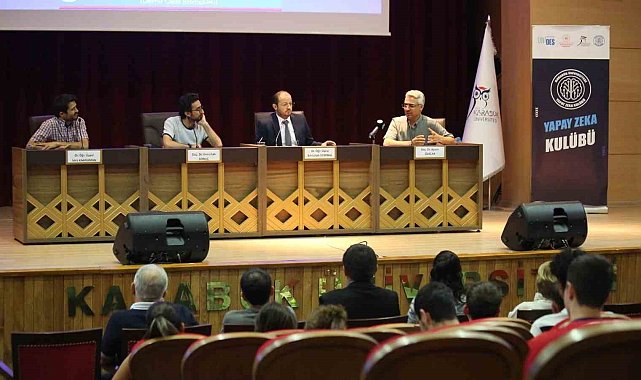 KBÜ'de ÜNİDES kapsamında Yapay Zeka Paneli düzenlendi