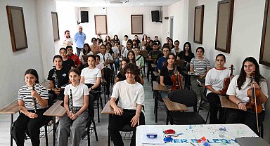 Kemer'de ücretsiz yaz kursları başladı