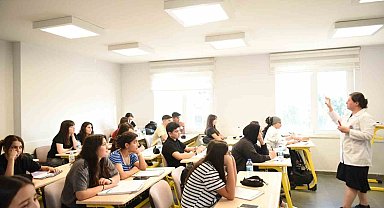 Kepez'den ücretsiz yaz dönemi YKS hazırlık kursu