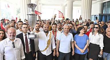 Kırkpınar'ın Şampiyonu Muratpaşa'da coşkuyla kutlandı