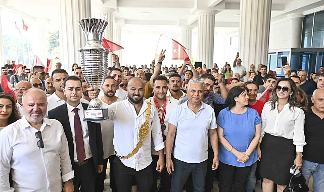 Kırkpınar'ın Şampiyonu Muratpaşa'da coşkuyla kutlandı