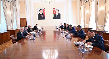 KKTC Cumhurbaşkanı Tatar, Azerbaycan Başbakanı Asadov ile bir araya geldi