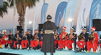 Kocaeli Büyükşehir Mehter Takımı kalplere dokundu