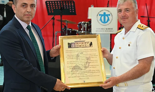 Kocaeli Büyükşehir'e anlamlı plaket