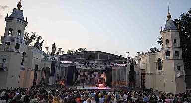 Kocaeli Şehir Tiyatroları, Moskova'da Türkiye'yi temsil etti