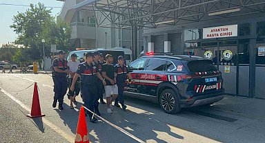 Komşunun traktörünü çalıp 60 bine sattılar