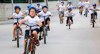 Konya Meram'da bisiklet yarışları heyecanı sürüyor