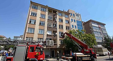 Konya'da apartmanda yangın paniği: 5 kişi dumandan etkilendi