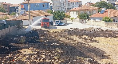Kulu'da boş arsada yangın paniği