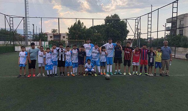 Kur'an Kursu öğrencileri halı sahada buluştu