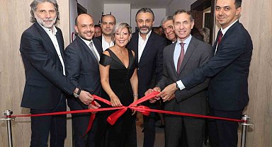 Lübnan'da Aile Müzik Terapi Merkezi açıldı