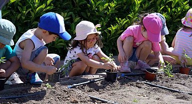 Maltepe Çocuk Tarım Parkı minik ziyaretçilerini ağırladı