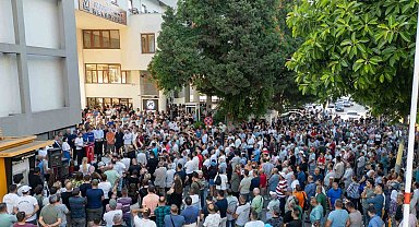 Manavgat'ta tutuklanan belediye başkanı Nefi Kara'ya destek mitingi