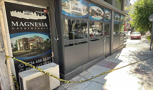 Manisa'da emlak ofisinde silahlı kavga: 1 ölü, 3 yaralı
