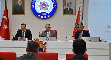 Manisa'da sahipsiz hayvanlar için etkin tedbirler masaya yatırıldı