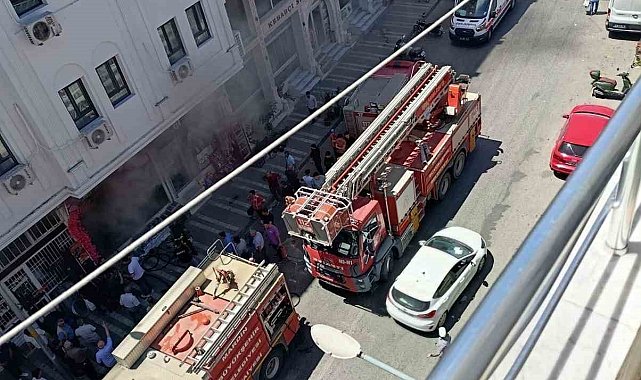 Mardin'de çiçekçi dükkanında korkutan yangın