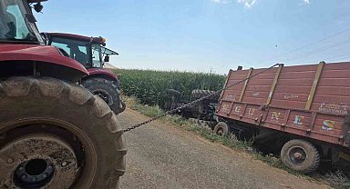 Mardin'de traktör mısır tarlasına devrildi