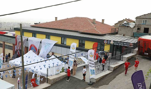 Melikgazi Belediyesi Mimarsinan Erva Spor Okulları açıldı