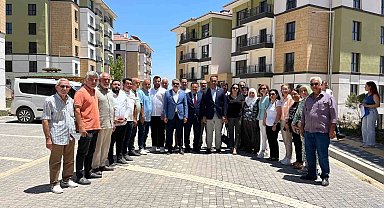 Mersin'de TOKİ'deki hak sahipleri evlerine kavuştu