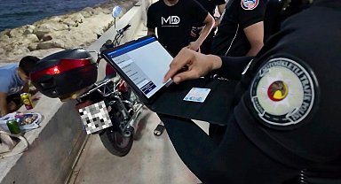 Mersin'de yürüyüş yollarını ihlal eden araçlara 685 bin lira ceza