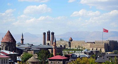 Meteorolojiden Erzurum için sıcak uyarısı