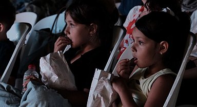 Milli İrade Meydanı'nda sinema keyfi bir başka güzel