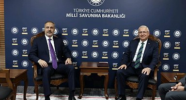 Milli Savunma Bakanı Yaşar Güler ile Dışişleri Bakanı Hakan Fidan IDEF'te görüştü