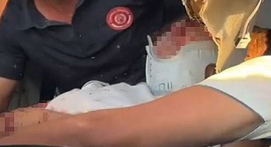 Minibüs park halindeki tıra çarptı: 1 yaralı