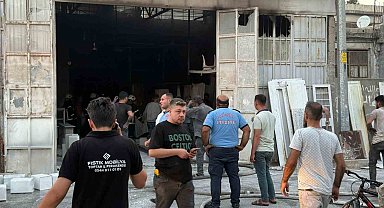 Mobilya dükkanında yangın