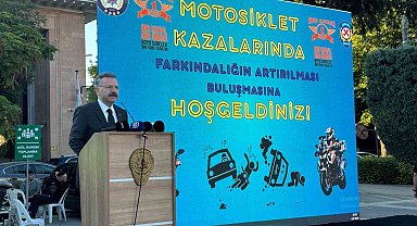 Motosiklet sürücüleri kuralları ve yöntemleri uzmanından dinledi