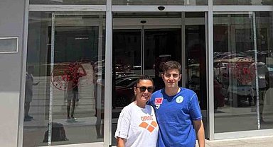 Muğlalı işitme engelli yüzücü Akpınar, Milli Takım kampında