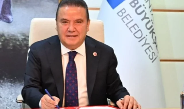 Muhittin Böcek görevden uzaklaştırıldı