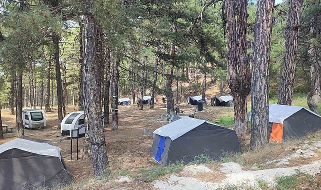 Murat Dağında doğayla iç içe tatil, Kıcıroğlu yaylası çadır kampı hizmete açıldı