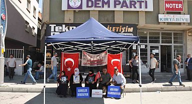 Muş'ta ailelerin evlat nöbeti umutla devam ediyor