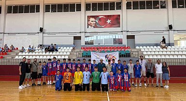 Namağlup Aydın Analig Hentbol takımı, Türkiye Şampiyonası'na yükseldi