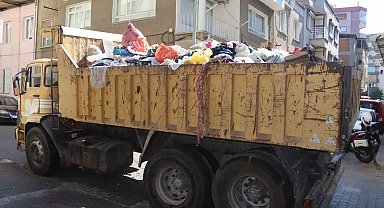 Nazilli Belediyesi'nden çöp eve müdahale