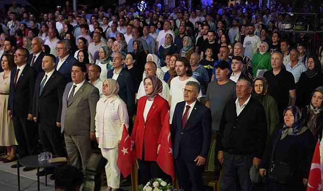 Niğde'de "Demokrasi Nöbeti" programı