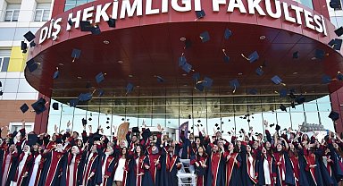 OMÜ Diş Hekimliği Fakültesi'nde mezuniyet sevinci
