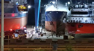 Ordu'da tersanedeki gemide yangın