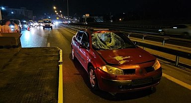 Otoyoldan karşıya geçmeye çalışırken otomobilin çarptığı adam hayatını kaybetti