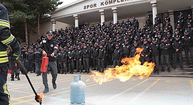 Polis adaylarına yangın eğitimi