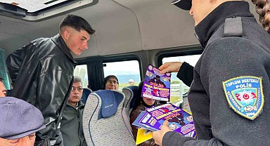 Polisten, vatandaşlara dolandırıcılık ve KADES bilgilendirmesi