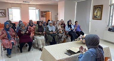 Pursaklar'ın Hanım Evlerinde 15 Temmuz şehitlerine dua