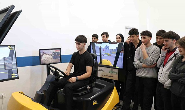 "Meslek liseleri: gençler ve veliler için stratejik bir seçim"