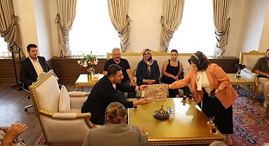 Rasim Arı Nevşehirlileri dinledi