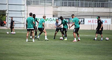 Recep Uçar: "En iyi şekilde lige girmek istiyoruz"