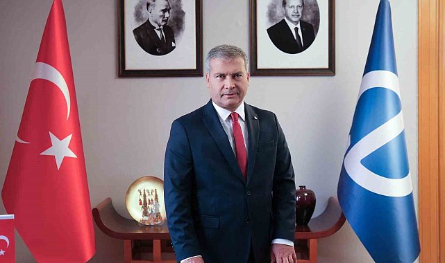 Rektör Adıgüzel: "15 Temmuz, Türk milletinin kendi eliyle yazdığı bir destandır"