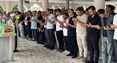 Rize'deki kazada hayatını kaybeden kadının cenazesi Artvin'e gönderildi