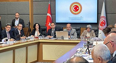 Sağlık alanına yönelik düzenlemeler içeren kanun teklifi komisyondan geçti